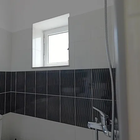 アパート Vila Blue Moon クサミル