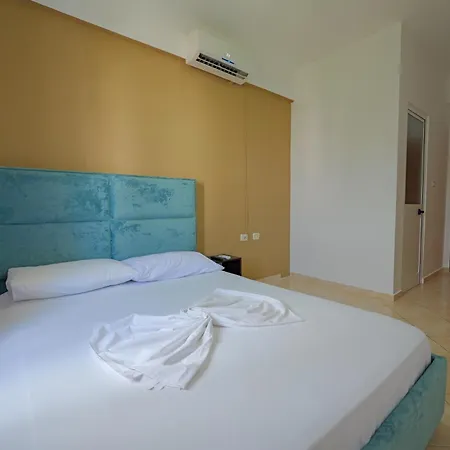 Vila Blue Moon Ksamil