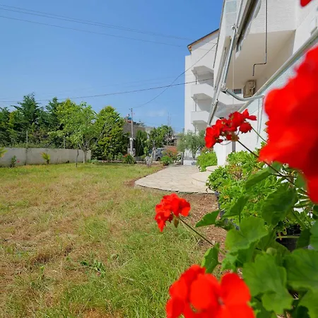 Vila Blue Moon Apartment Ksamil