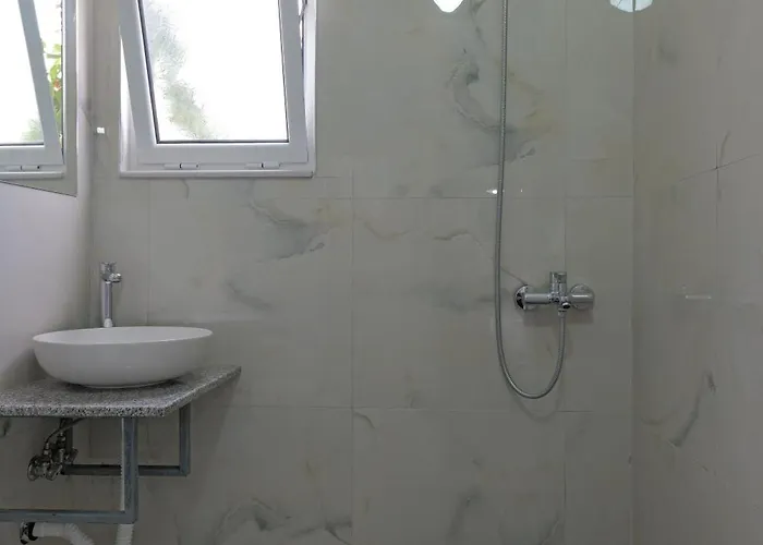 Vila Blue Moon Lejlighed Ksamil